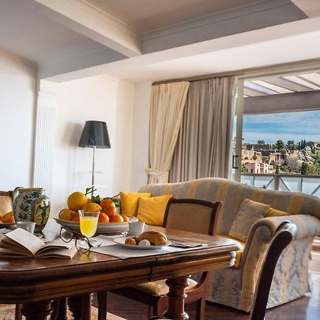 Palazzo Di Ferro Taormina Apartment Екстериор снимка