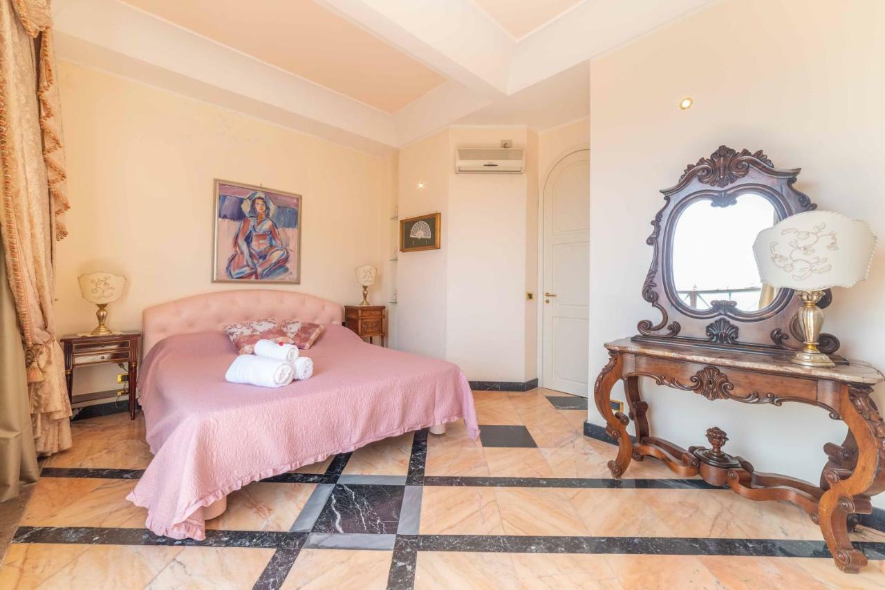 Palazzo Di Ferro Taormina Apartment Екстериор снимка