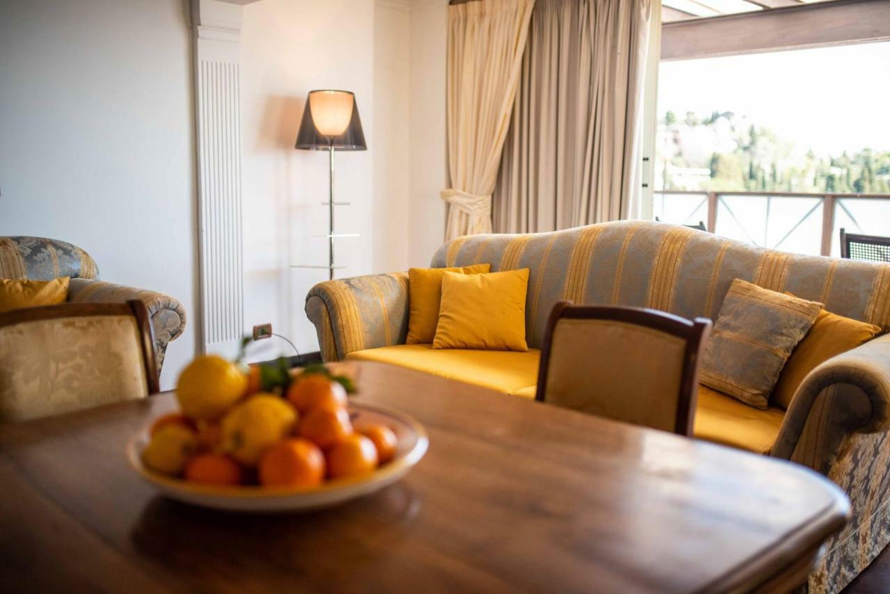 Palazzo Di Ferro Taormina Apartment Екстериор снимка